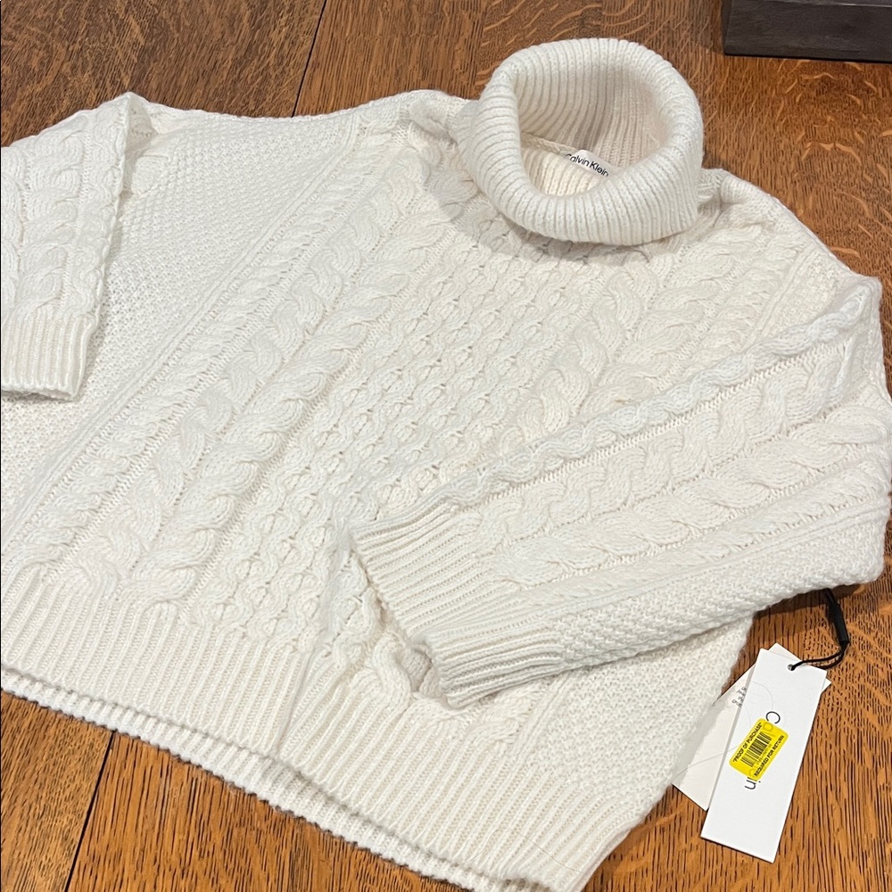 Calvin Klein Off-White Cable Knit Turtleneck Sweater